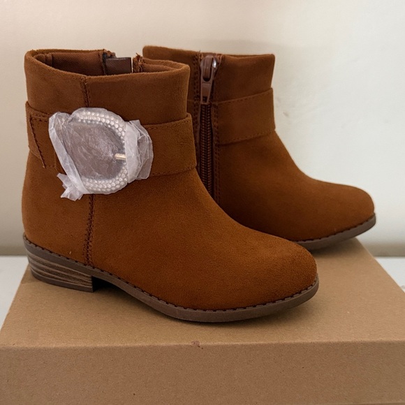 Steve Madden Other - Steve Madden Girls' Chestnut Brown Ankle Boots with Decorative Buckle